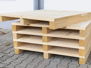 Holzpaletten